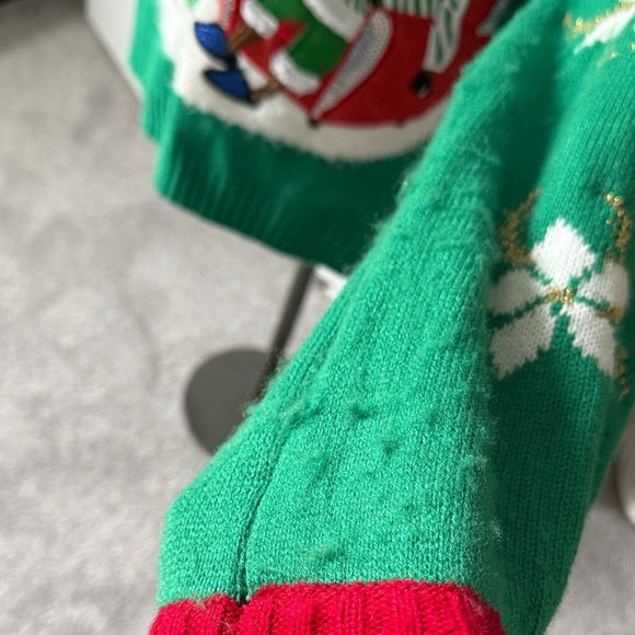 33 Degrees home for the Holidays Festive Green Sweater size XL - Picture 3 of 8